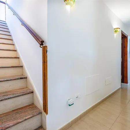 Calma Private Pool By Holidays *