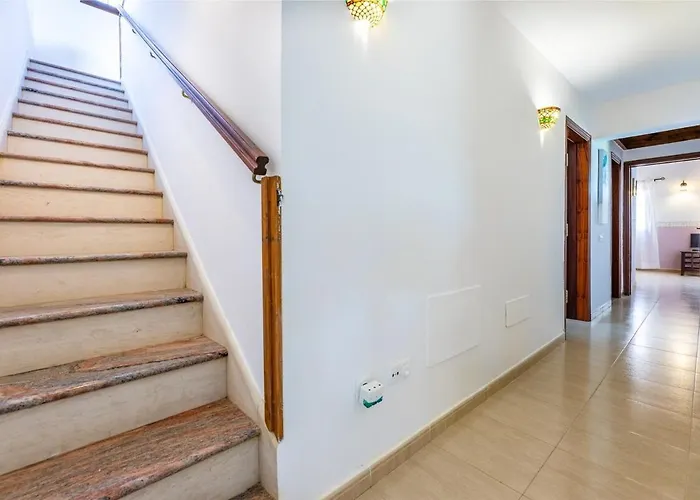 Calma Private Pool By Holidays *