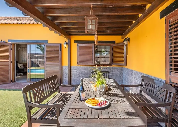 Calma Private Pool By Holidays