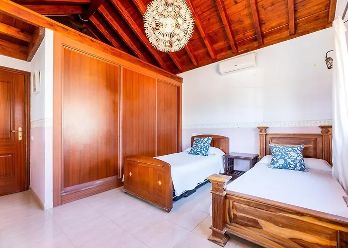 Calma Private Pool By Holidays * لا أوليفا