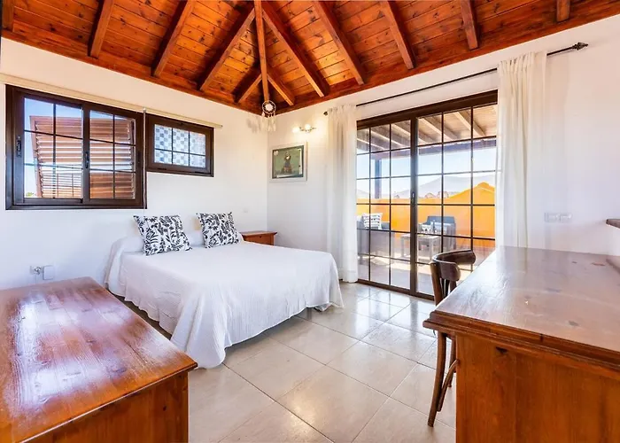 Calma Private Pool By Holidays