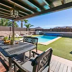 Calma Private Pool By Holidays