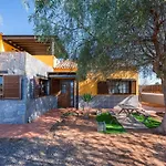 Calma Private Pool By Holidays Willa *