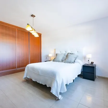 Calma Private Pool By Holidays *